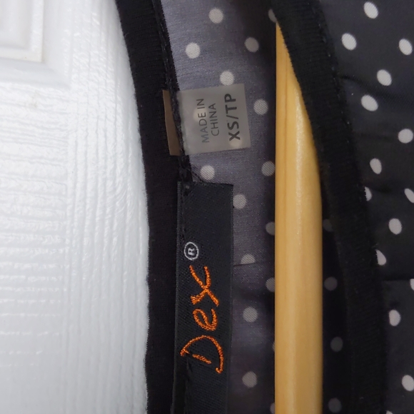 Dex Shell Top, B&W Polka Dot, Black Knit Back, Size XS - Picture 3 of 5